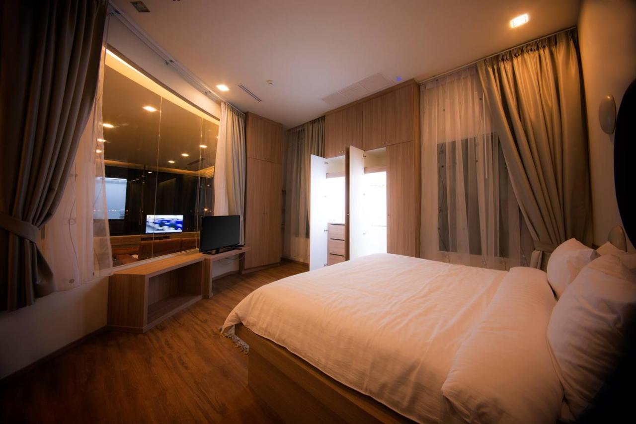 The Beverly Hills Hotel Nakhonratchasima Exteriér fotografie